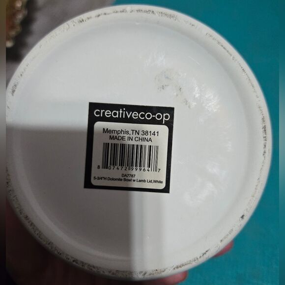 White dolomite Dish with Lamb Shaped Lid - Picture 6 of 7